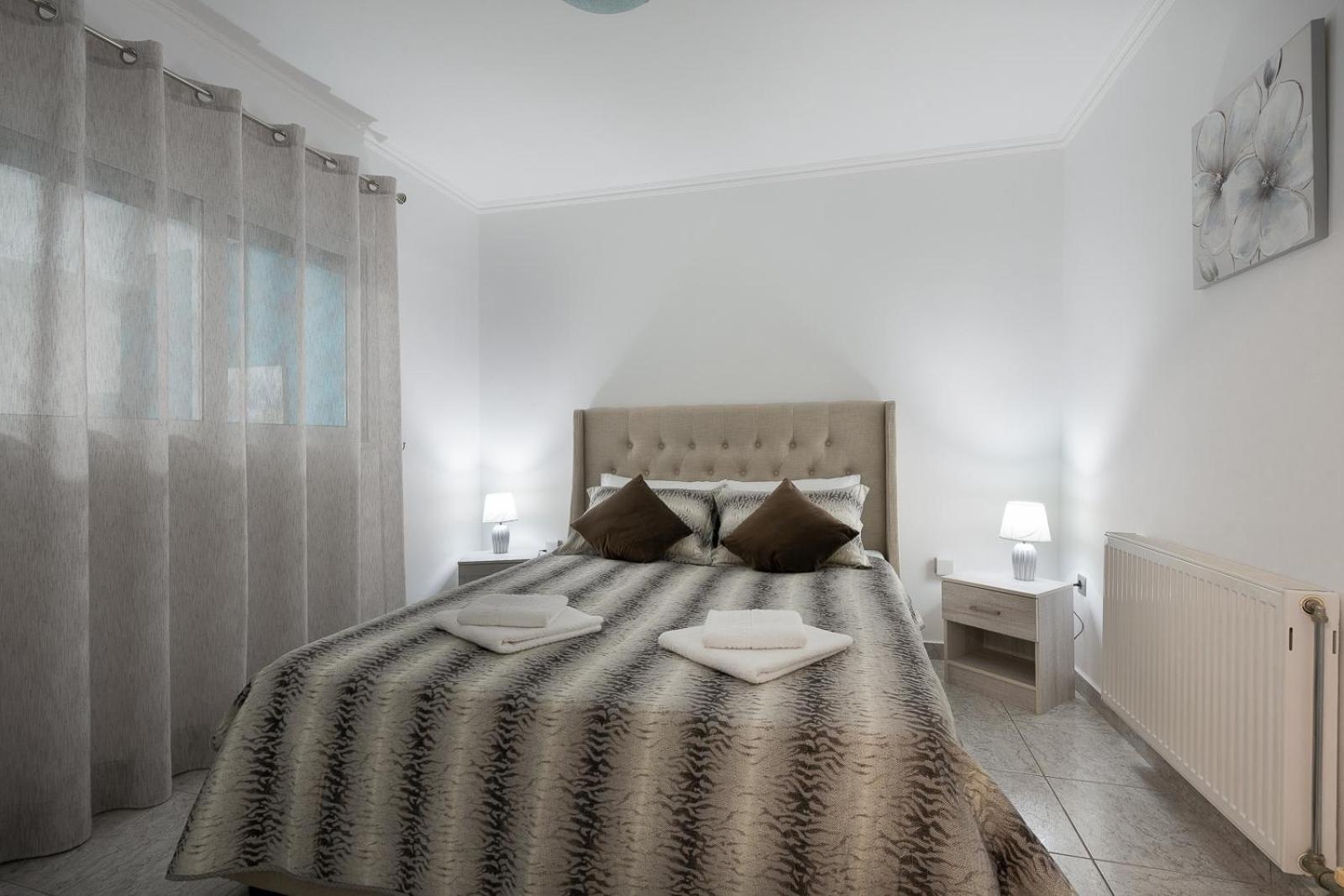 Апартаменты Sea & Sky By Valeria Near The Airport Порто-Рафти Экстерьер фото